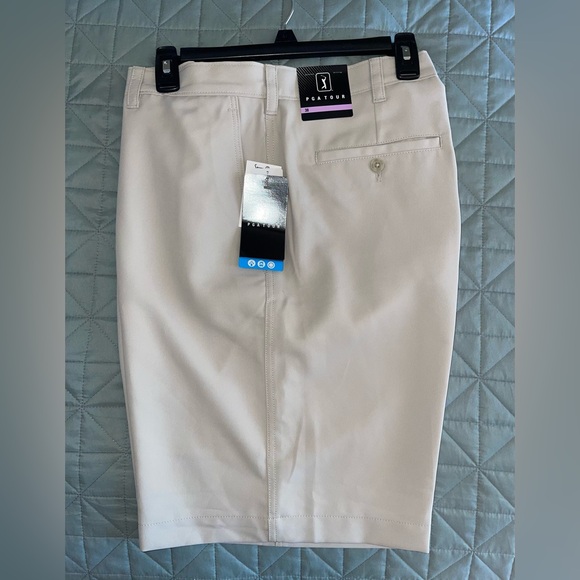 PGA Tour Other - 👨🏻 NEW PG TOUR BEIGE GOLF SHORTS. SIZE 38. 👨🏻